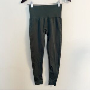 Set Active Leggings Womens Small Gray/Green Seamless Crop Ankle High Rise Ribbed